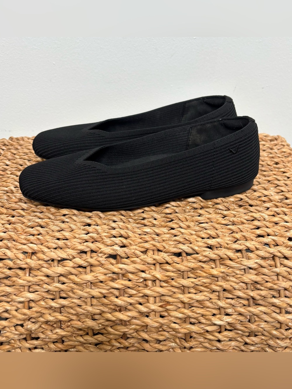 Vivaia Square Toe V Cut Flats Black 37.5